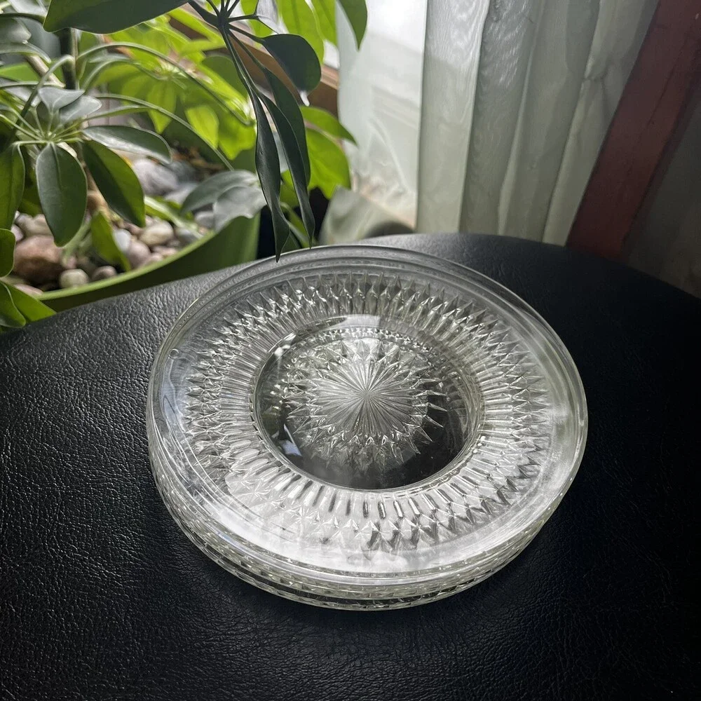 VTG 40s Jeannette Depression Glass Crystal 6.25” Bread & Butter Plates